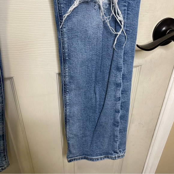 American Eagle Women’s Curvy Straight Distressed Jeans Sz 2L - Picture 4 of 14